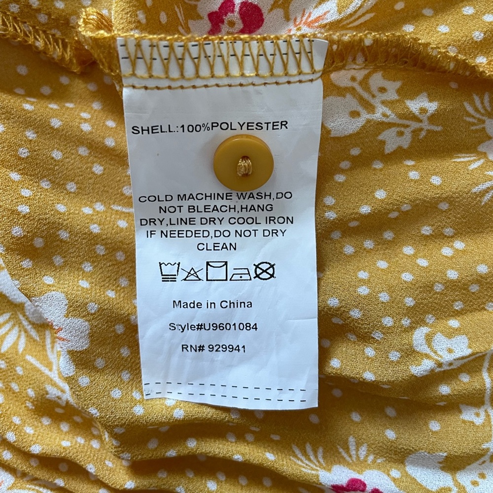 NWOT Suzanne Betro Blouse with 3/4” Sleeves - Picture 5 of 5